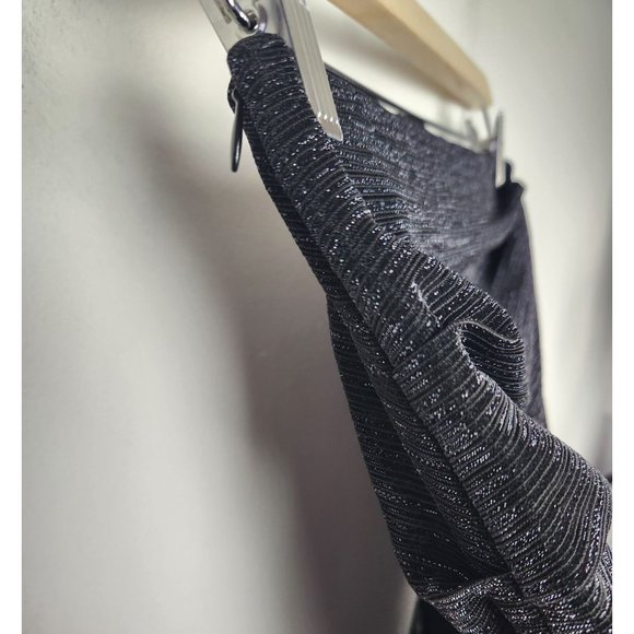 IRO Paris Women's Sz. M/38 Black Shimmer Tulip Hem Short Skirt - Picture 3 of 7